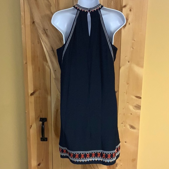 NWT THML - Navy Sleeveless Dress with Embroidery Detail - Picture 6 of 15